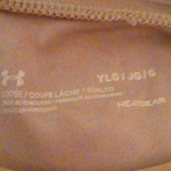 Under Armor outfit - Picture 3 of 9